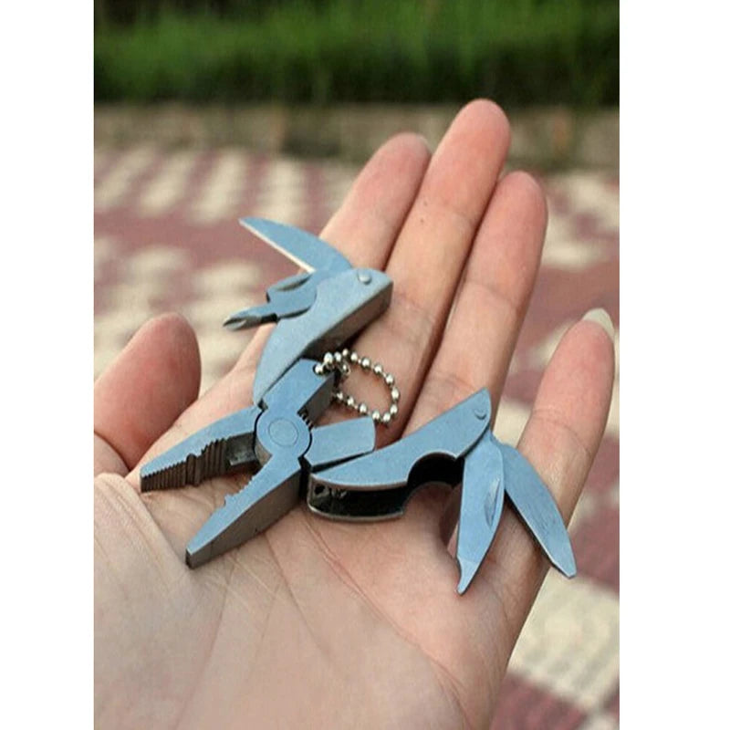 Portable Multifunction Folding Plier,Stainless Steel Foldaway Knife Keychain Screwdriver,Camping Survival EDC Tools Travel Kits